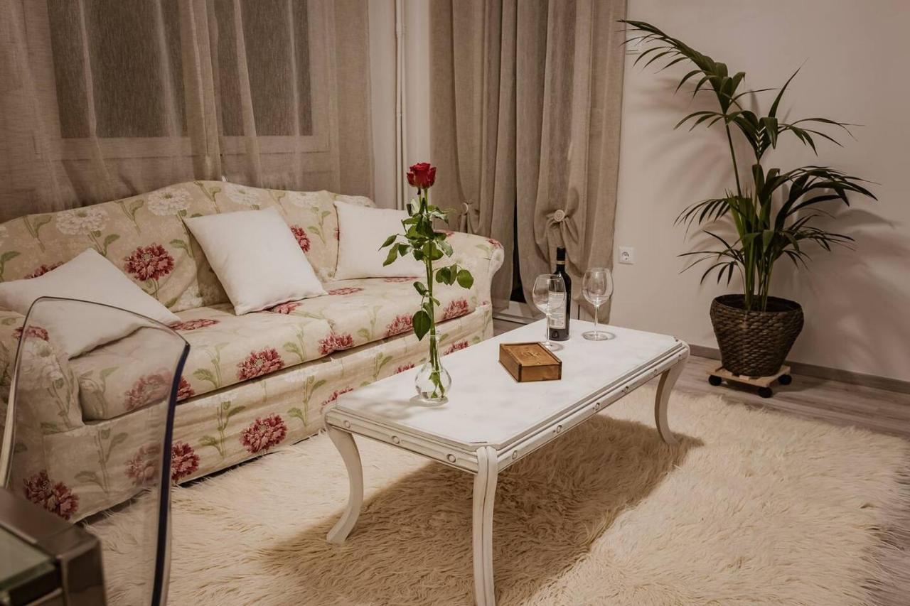 Country Chic In Ioannina City Center Apartment Екстериор снимка