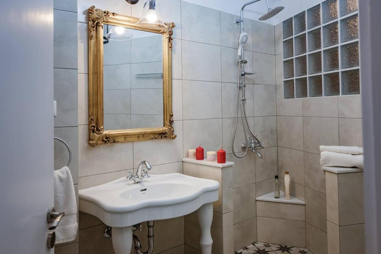 Country Chic In Ioannina City Center Apartment Екстериор снимка